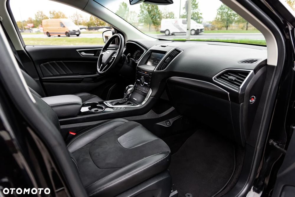 Ford Edge 2.0 TDCi Bi-Turbo 4x4 Titanium - 21