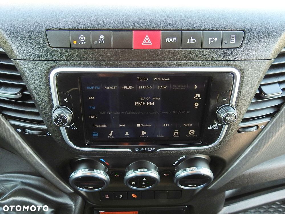 Iveco DAILY 70C18 KONTENER WINDA 14 PALET WEBASTO TEMPOMAT NAWIGACJA LEDY BLIŹNIACZE KOŁA KLIMATYZACJA  180KM - 34
