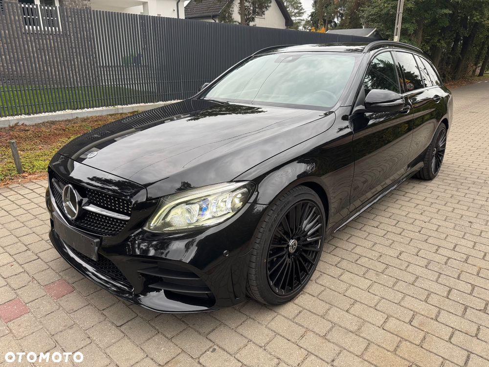 Mercedes-Benz Klasa C 200 d T 9G-TRONIC AMG Line