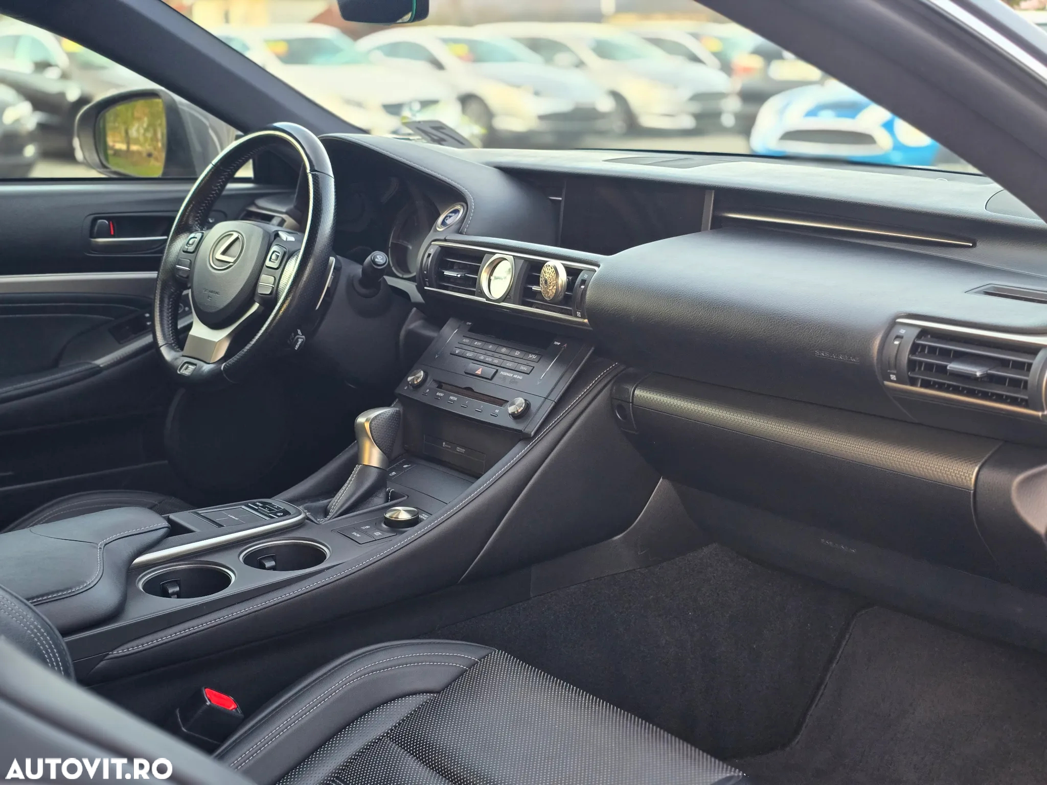 Lexus Seria RC 300h F SPORT - 7