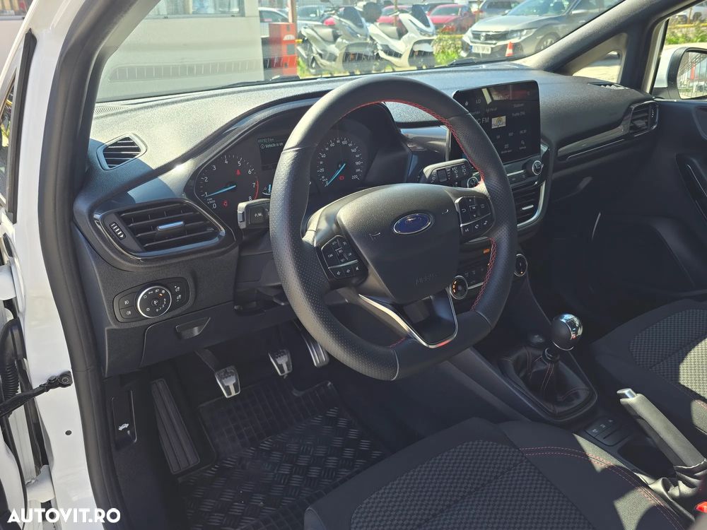 Ford Fiesta 1.0 EcoBoost mHEV ST Line - 10