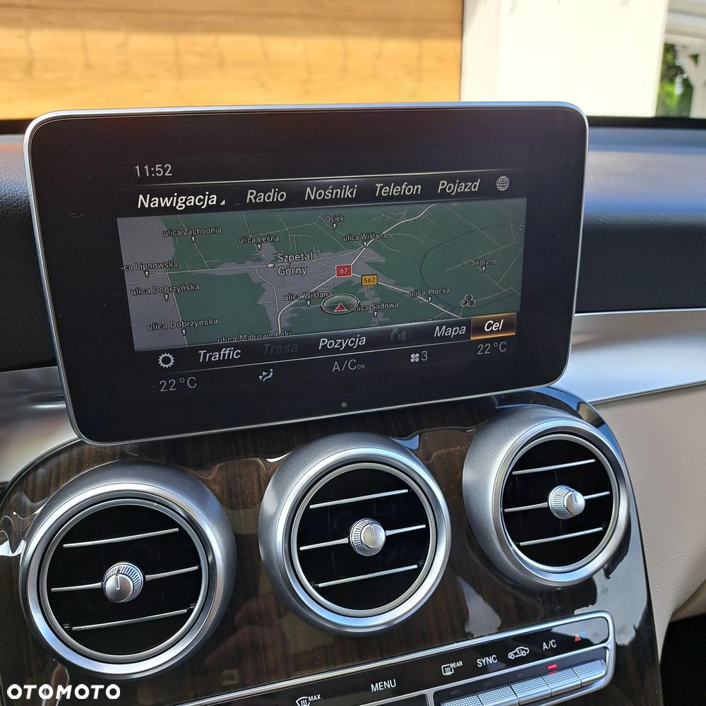 Mercedes-Benz GLC 300 4Matic 9G-TRONIC AMG Line - 16