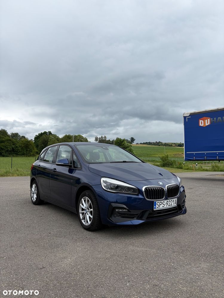 BMW Seria 2 218d - 3