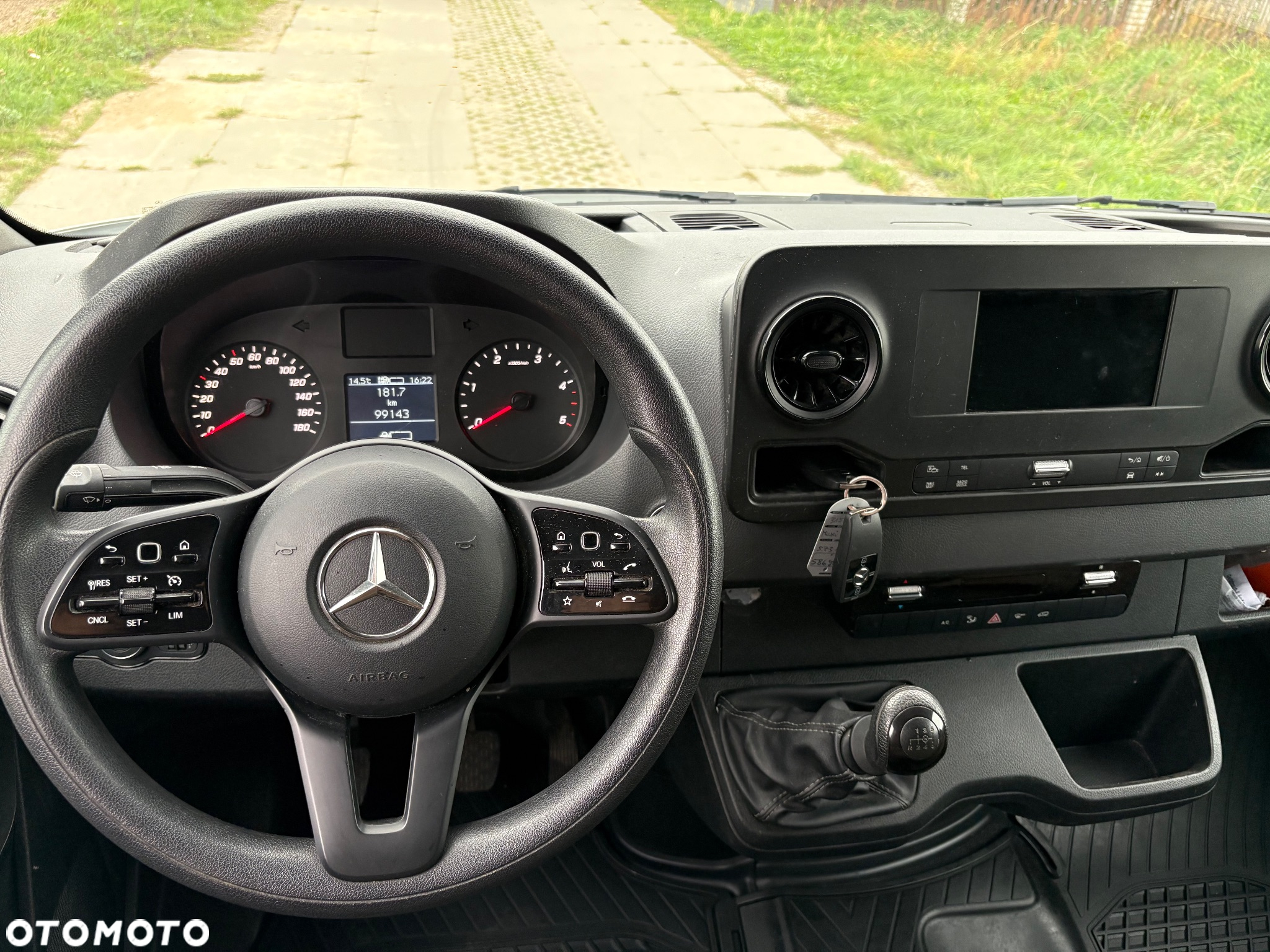 Mercedes-Benz Sprinter - 21