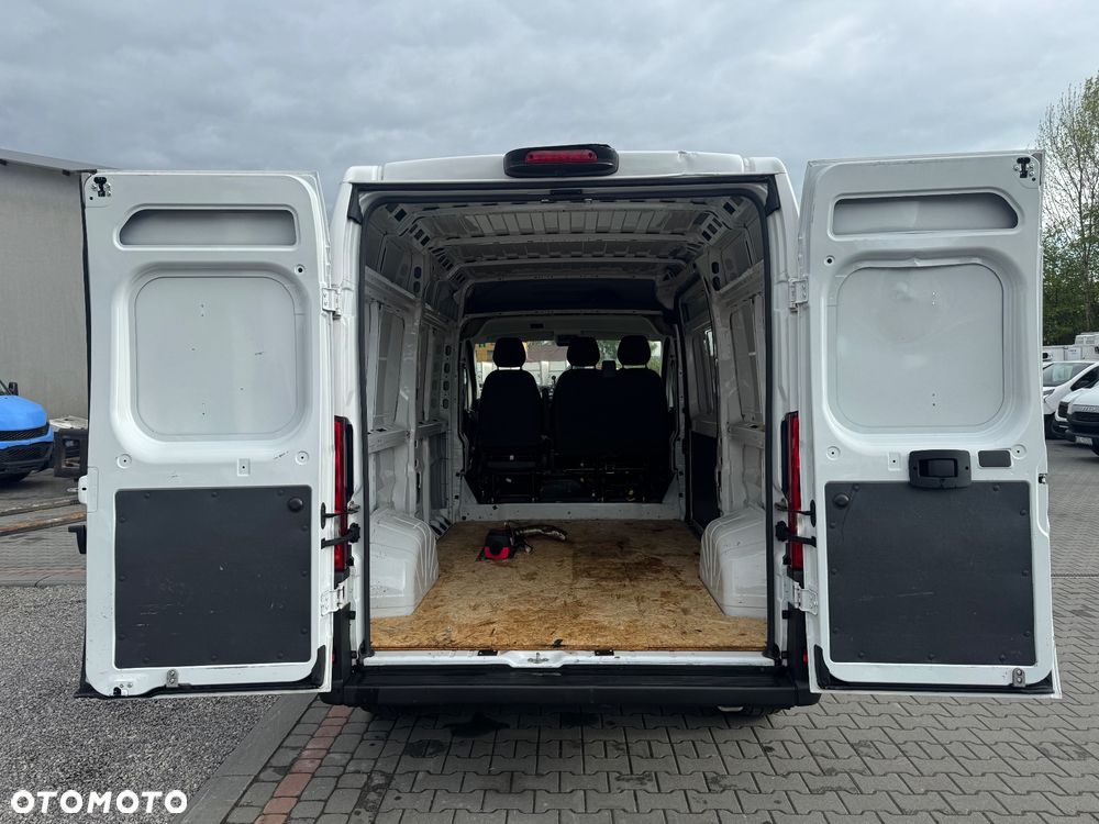Opel Movano furgon Blaszak L2H2 - 10