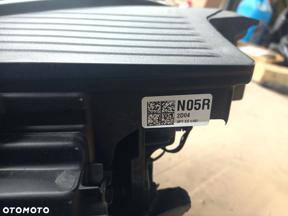 LAMPA PRZÓD  PRAWA HYUNDAI IONIQ V 5 - 3