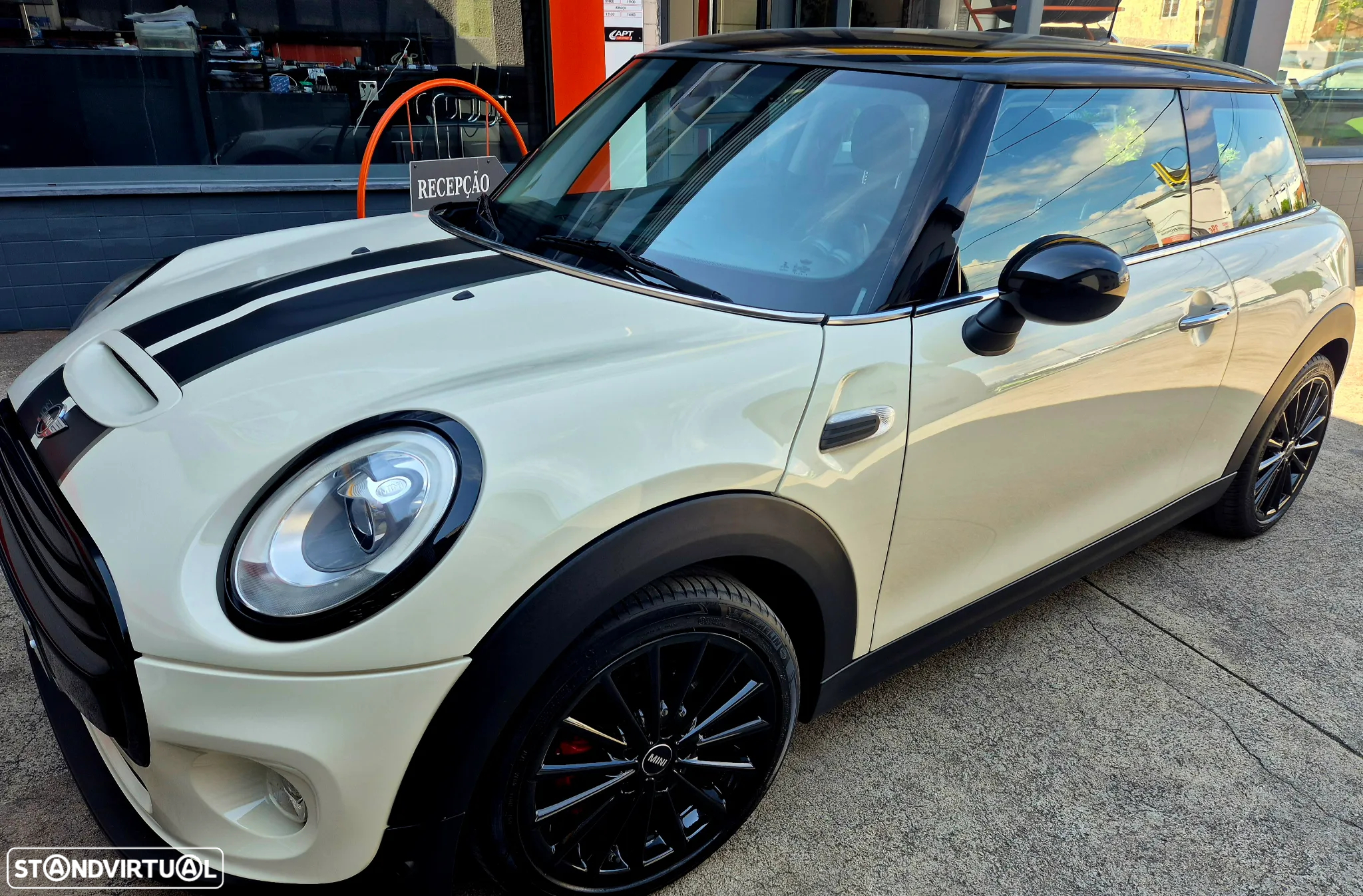 MINI 3 Portas Cooper Auto - 27