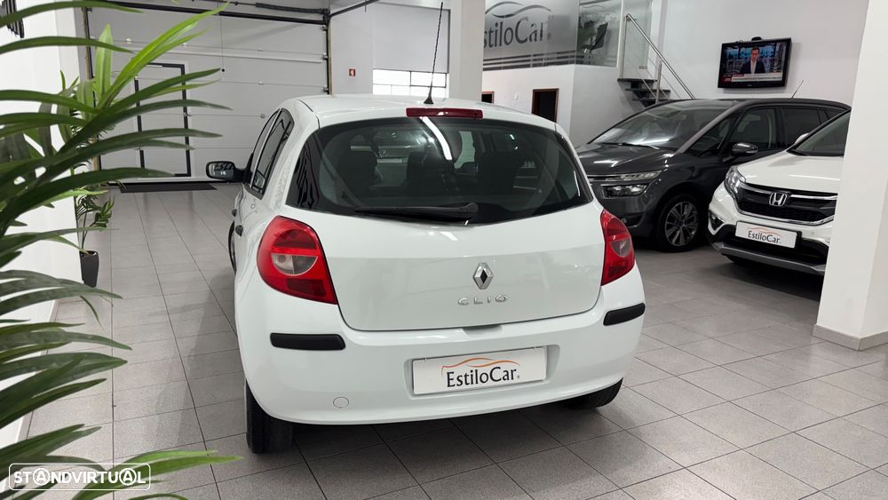 Renault Clio 1.2 16V Dynamique - 4