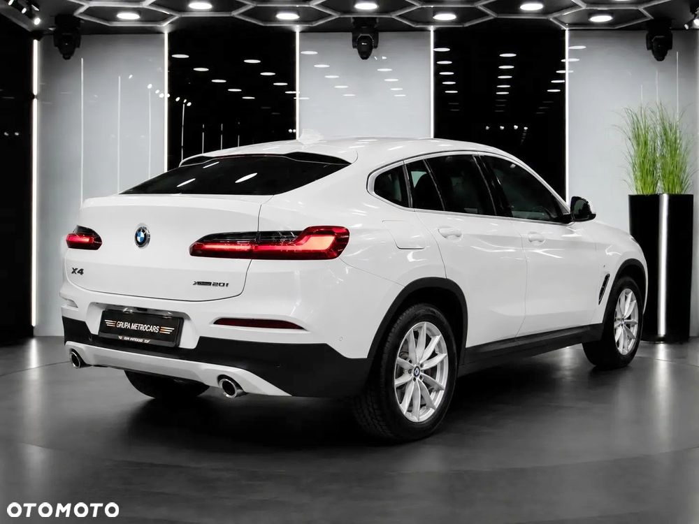 BMW X4 xDrive20i sport - 5