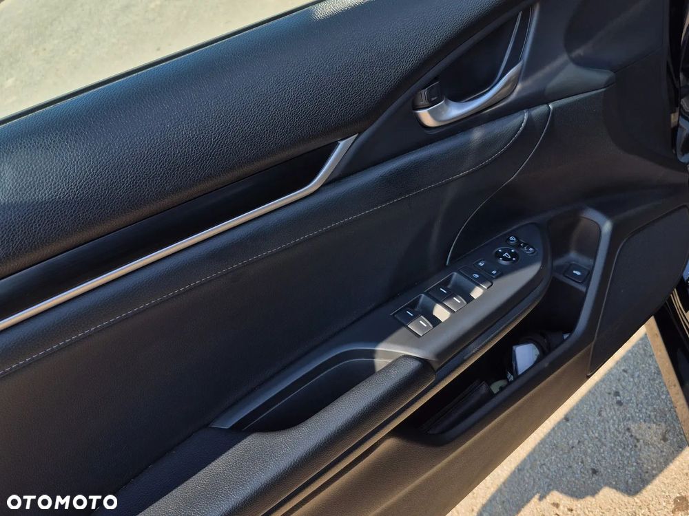 Honda Civic 1.5 T Executive CVT - 15