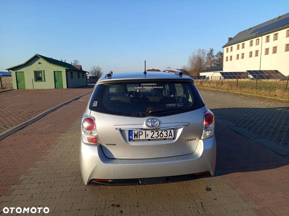 Toyota Verso 1.6 D-4D Active - 12