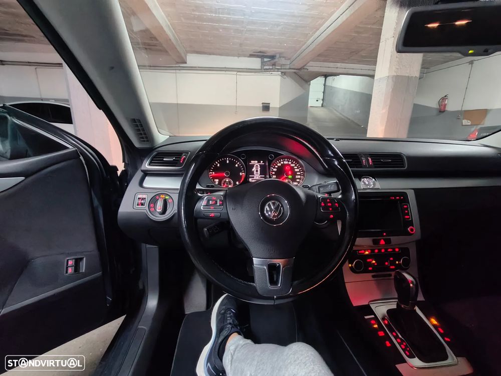 VW Passat CC 2.0 Blue TDi DSG - 16