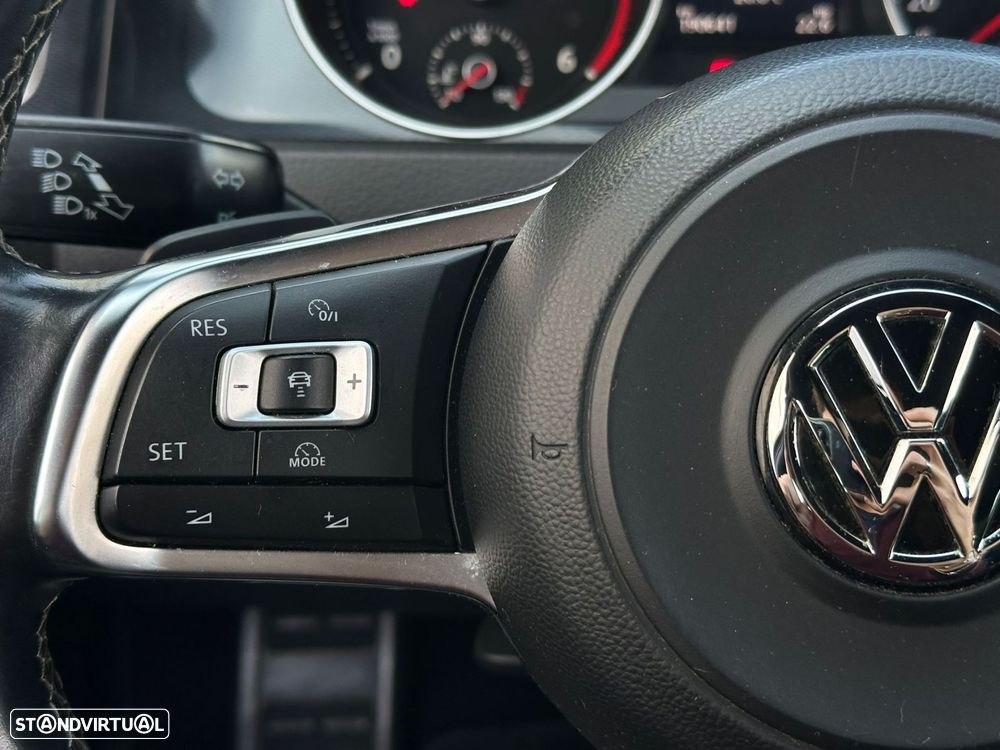 VW Golf 2.0 TDI GTD DSG - 18