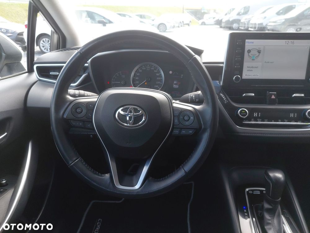 Toyota Corolla - 12