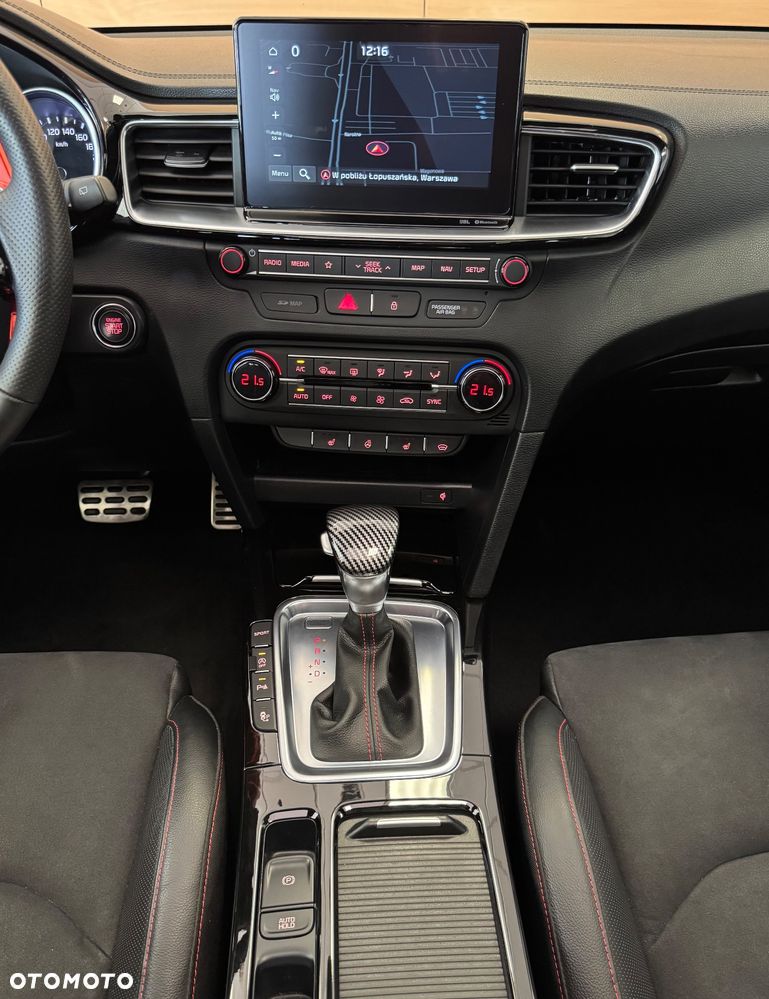 Kia ProCeed - 14