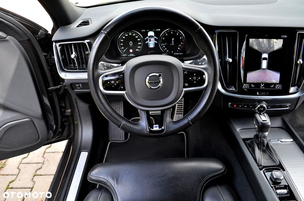 Volvo V60 T4 Geartronic RDesign - 19