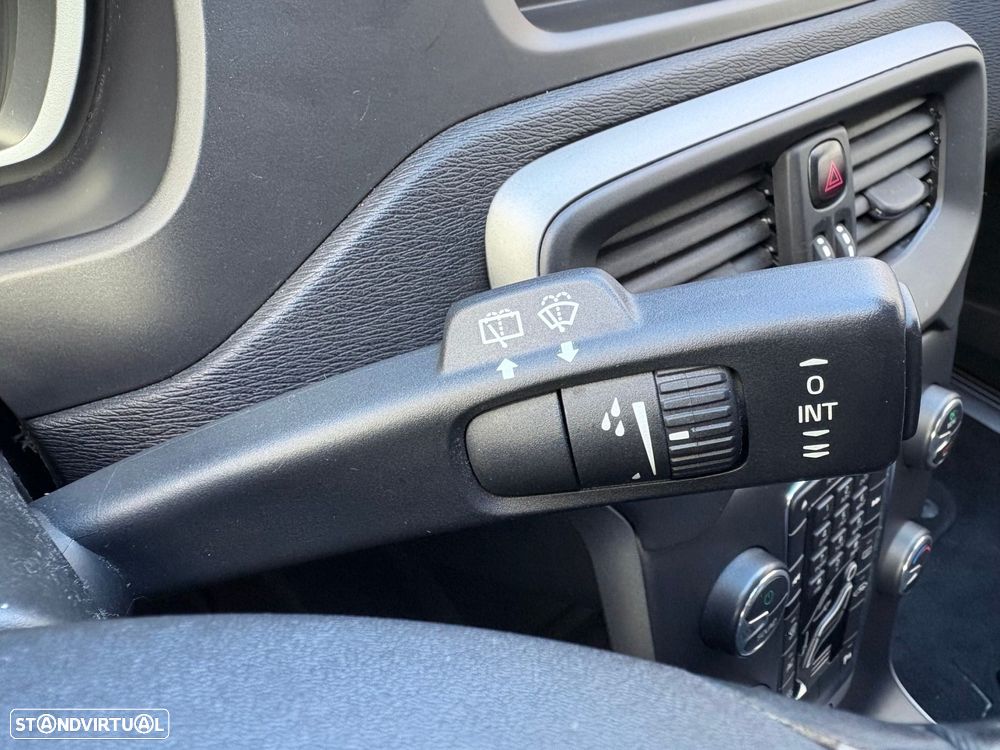 Volvo V40 2.0 D2 Kinetic - 38