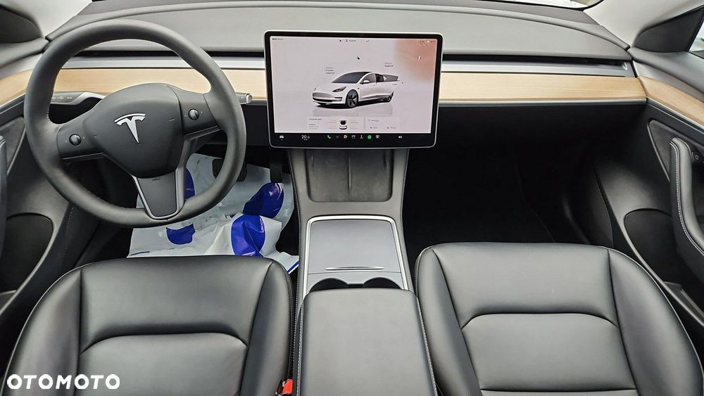 Tesla Model 3 Long Range RWD - 13