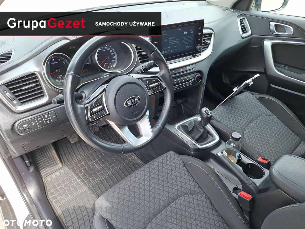 Kia XCeed 1.5 T-GDI M - 9