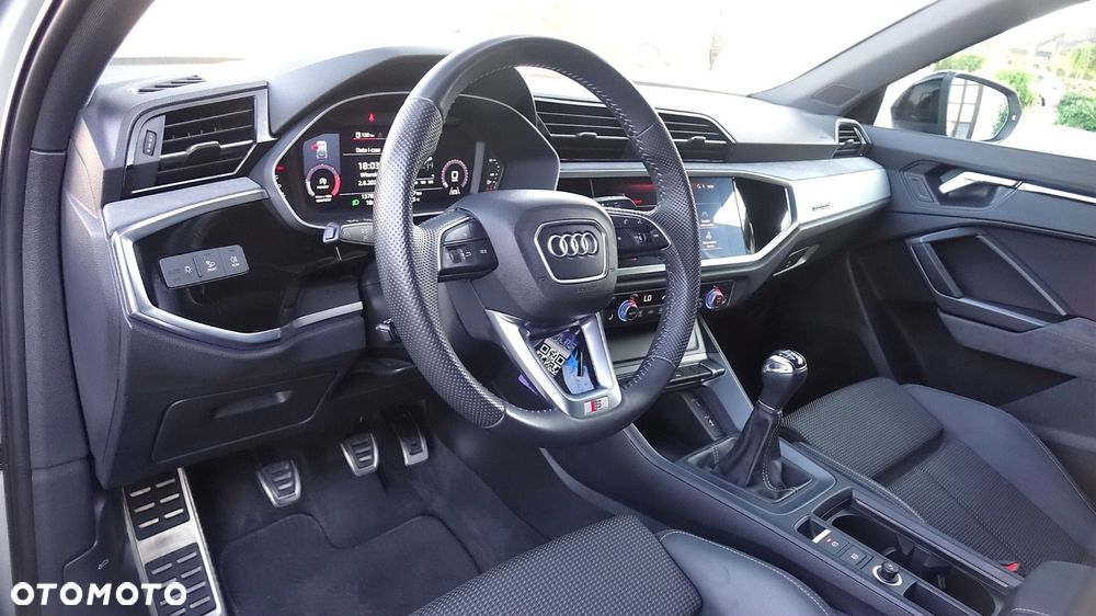 Audi Q3 Sportback - 5