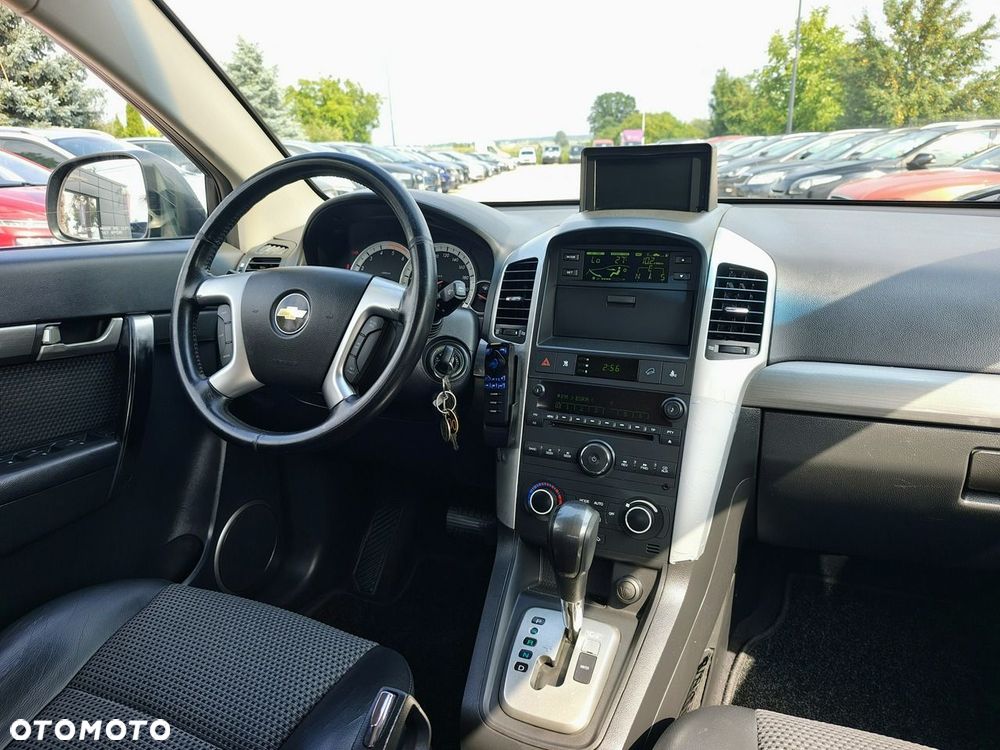 Chevrolet Captiva - 32