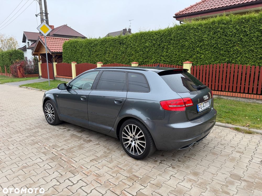 Audi A3 Sportback 2.0 TDI DPF S line Sportpaket - 4