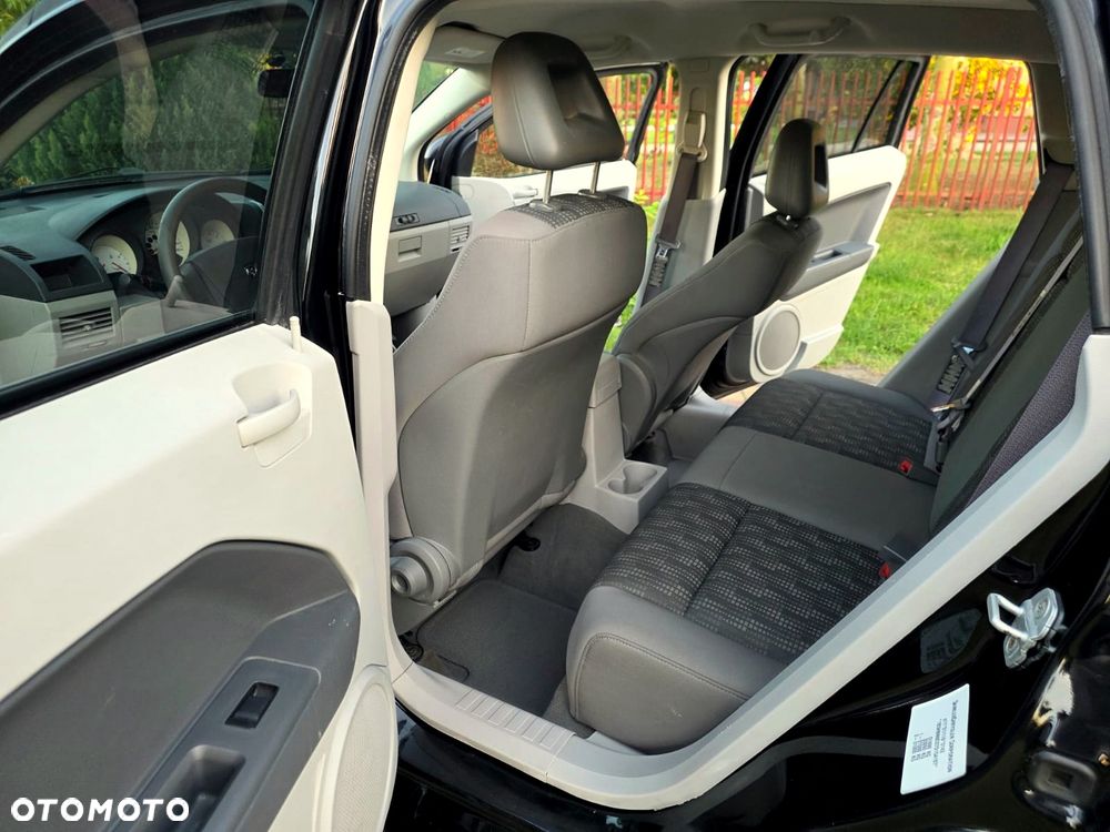 Dodge Caliber 1.8 SXT - 14