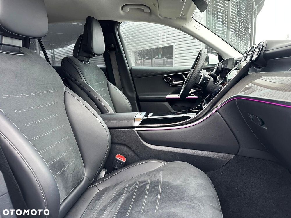 Mercedes-Benz GLC - 14