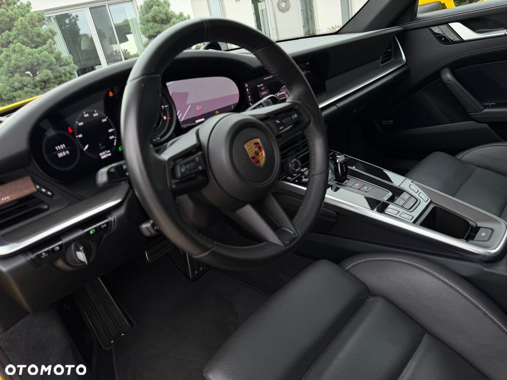 Porsche 911 Carrera S - 26