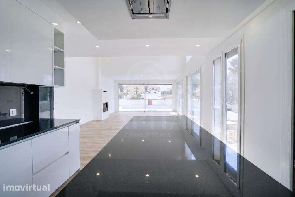 Moradia V3 Isolada com Piscina – Nova – Abrunheira - Grande imagem: 5/40