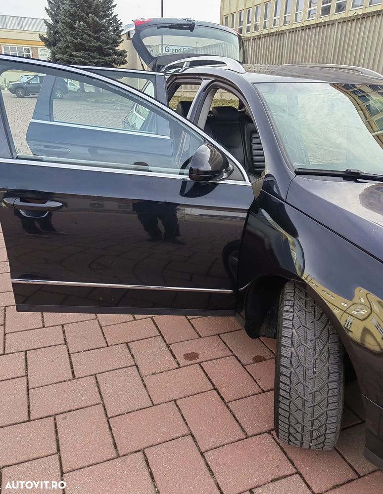 Volkswagen Passat 2.0 TDI Comfortline DPF 4Motion - 2