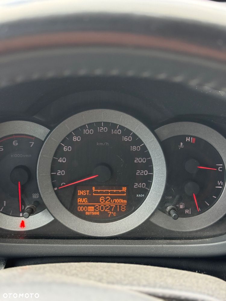 Toyota RAV4 2.2 D-4D Luna - 12