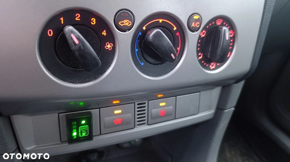 Ford Focus 1.6 Ti-VCT FX Silver / Silver X - 4