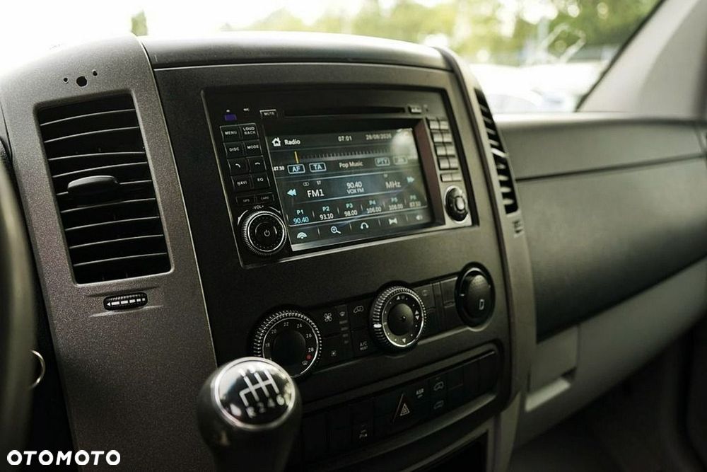 Volkswagen Crafter - 17