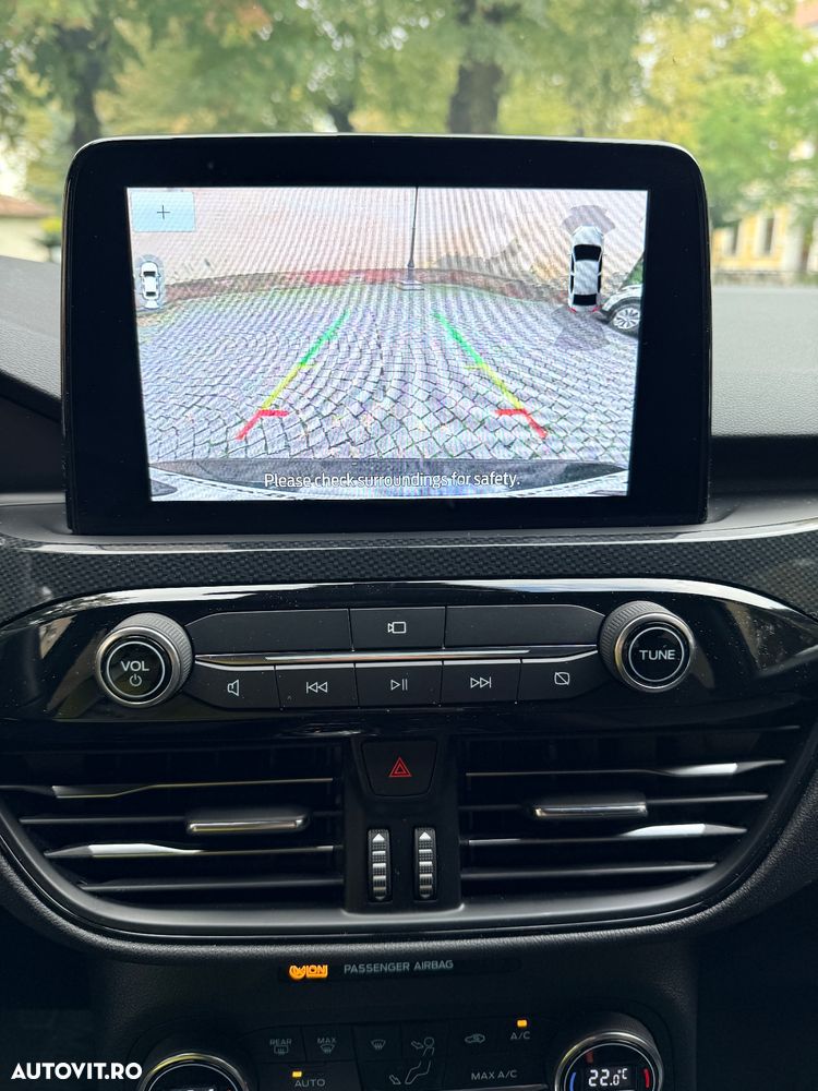 Ford Kuga 2.5 Duratec FHEV ST-LINE - 15