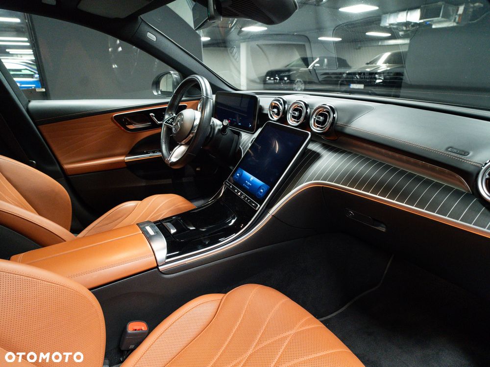 Mercedes-Benz Klasa C 220 d 4MATIC 9G-TRONIC - 36