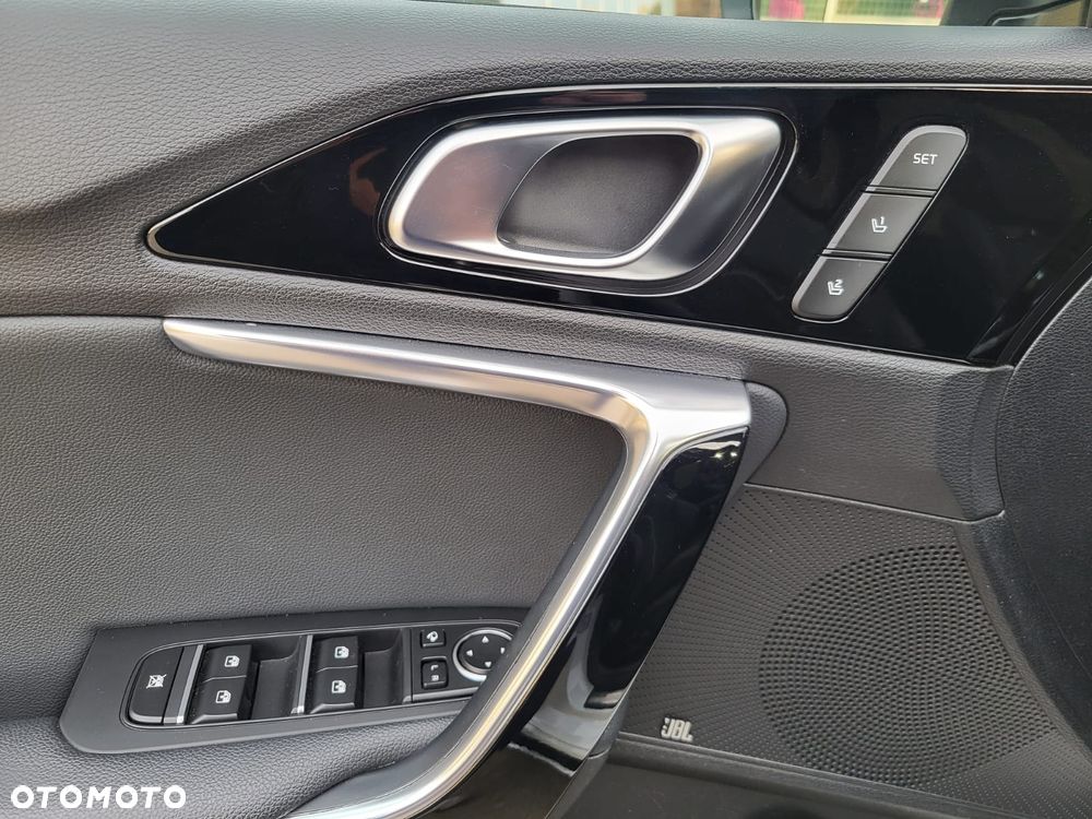 Kia Ceed 1.4 T-GDI GT-Line - 23