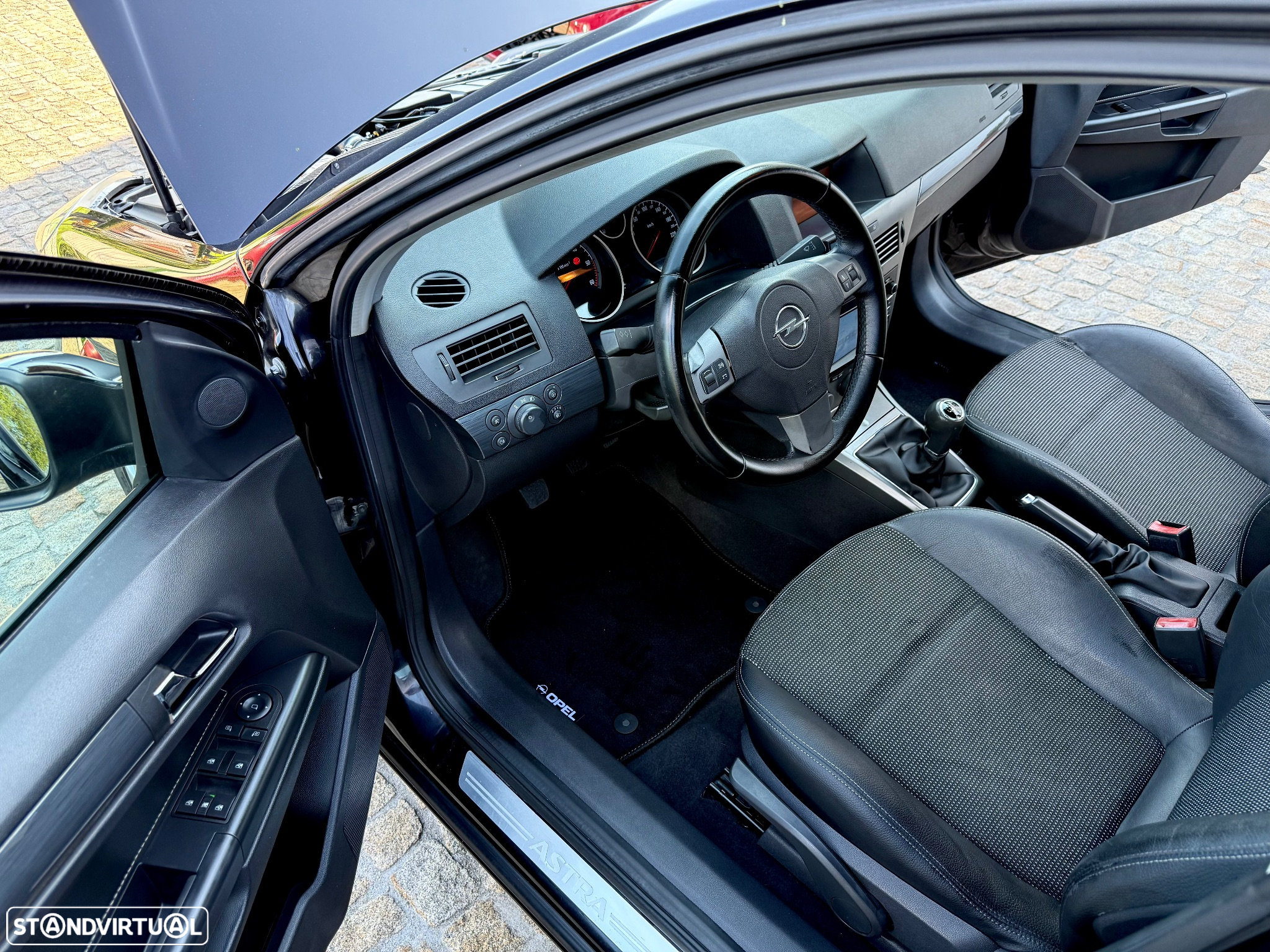 Opel Astra 1.3 CDTi Cosmo - 31
