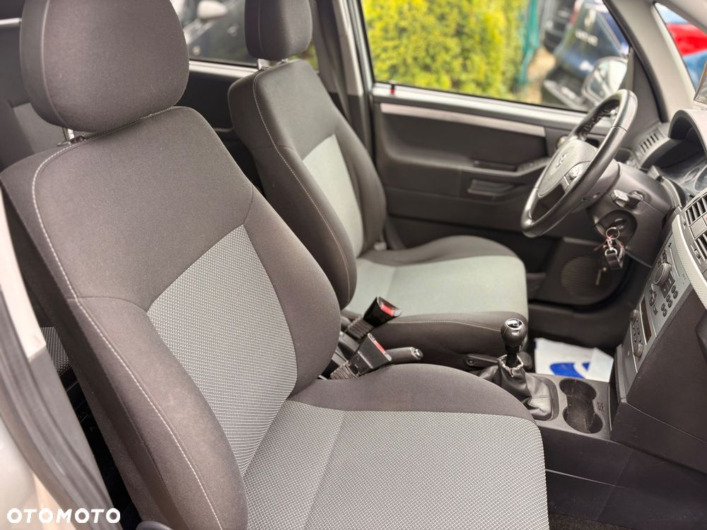 Opel Meriva 1.6 16V Cosmo - 18