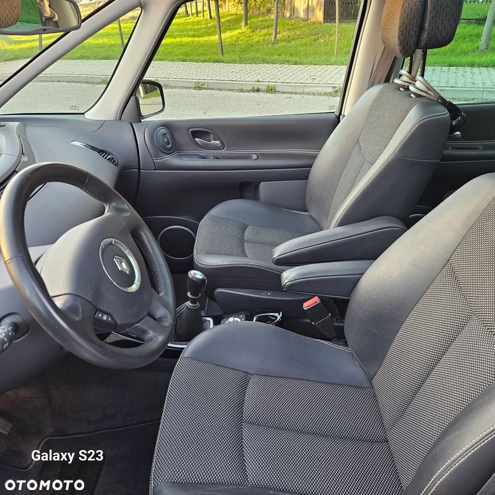 Renault Grand Espace 2.0 dCi FAP Dynamique - 19