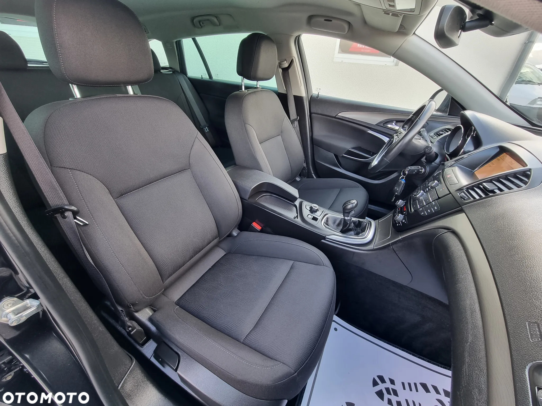 Opel Insignia 1.4 T Cosmo S&S - 11