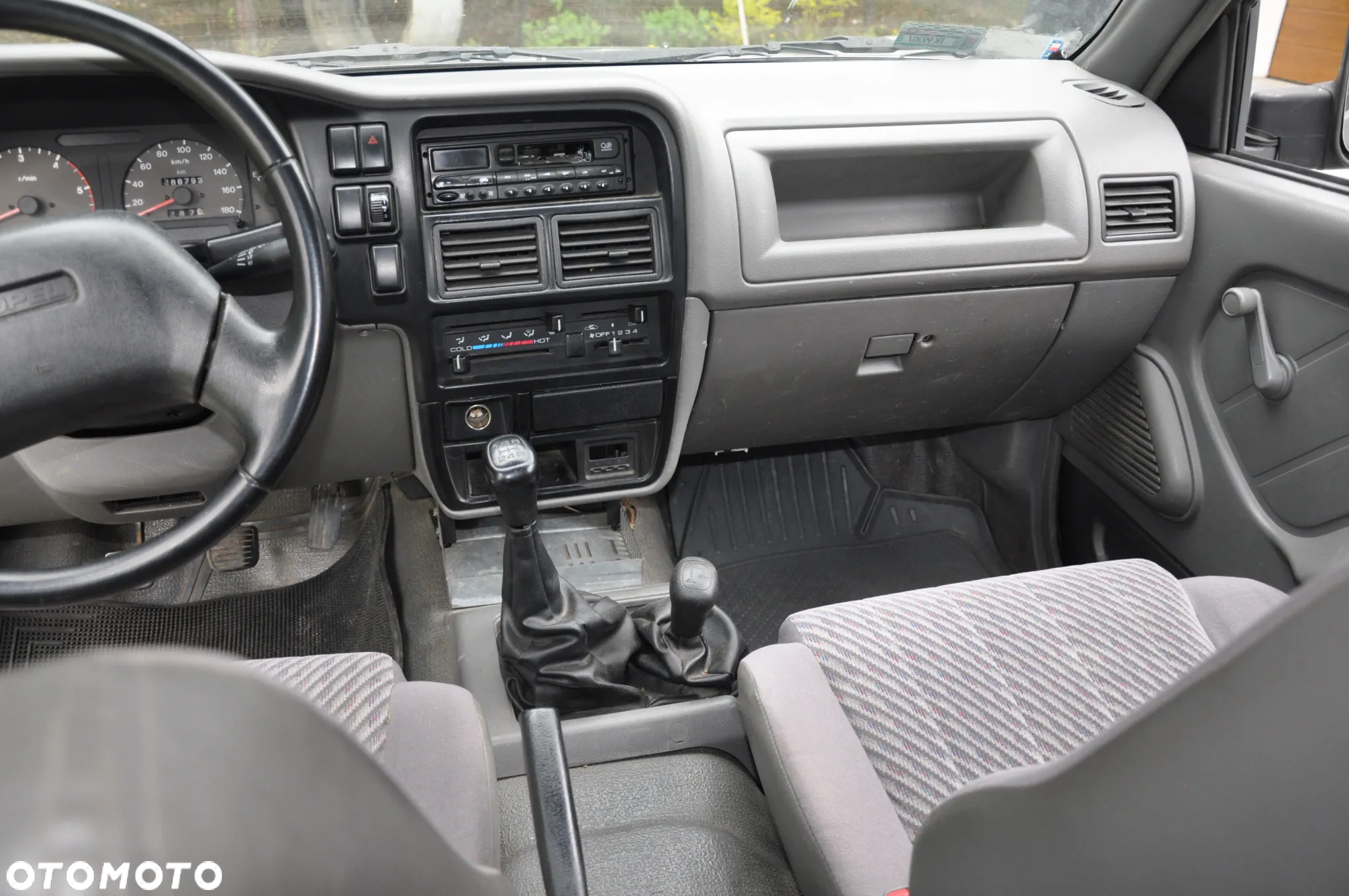 Opel Campo - 6