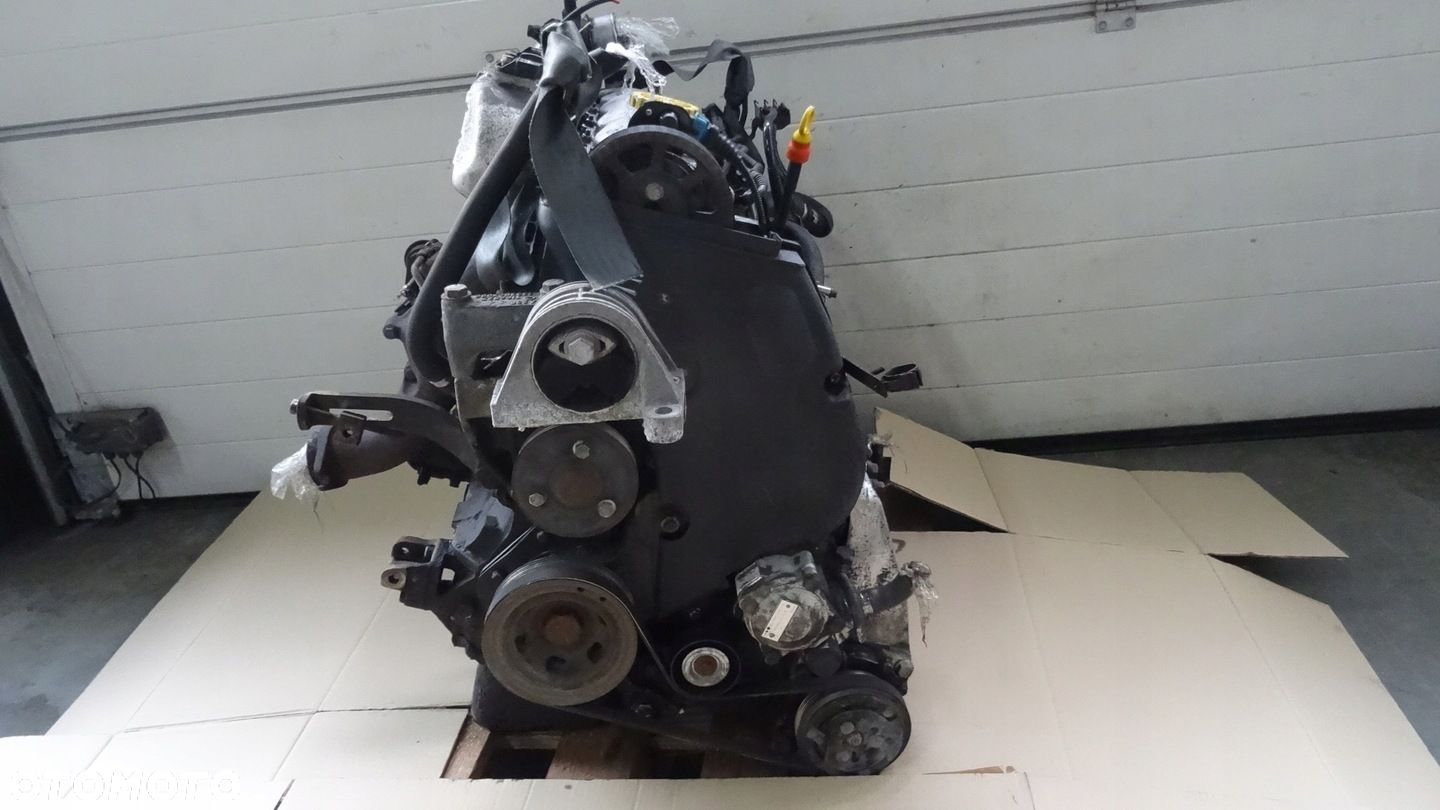 BOXER I DUCATO II 2.8 JTD LIFT SILNIK 8140 - 8