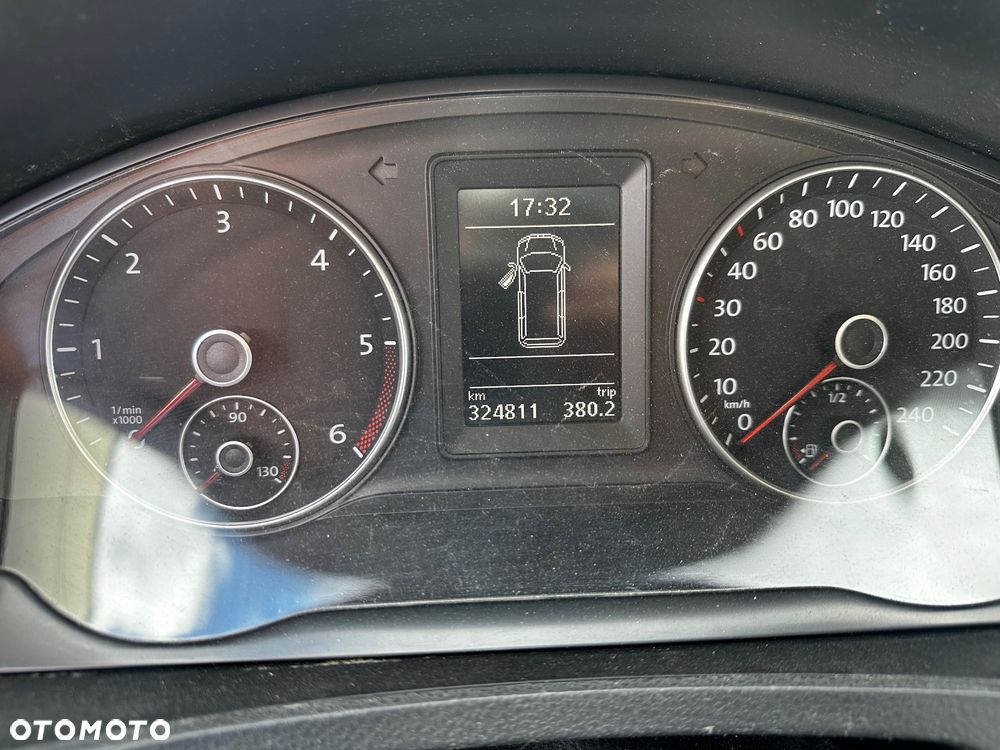 Volkswagen T5 - 11
