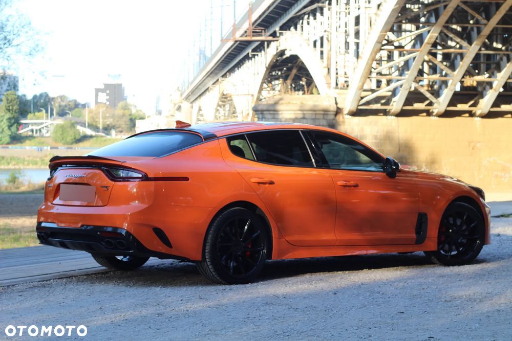 Kia Stinger 3.3 T-GDI V6 GT AWD - 11