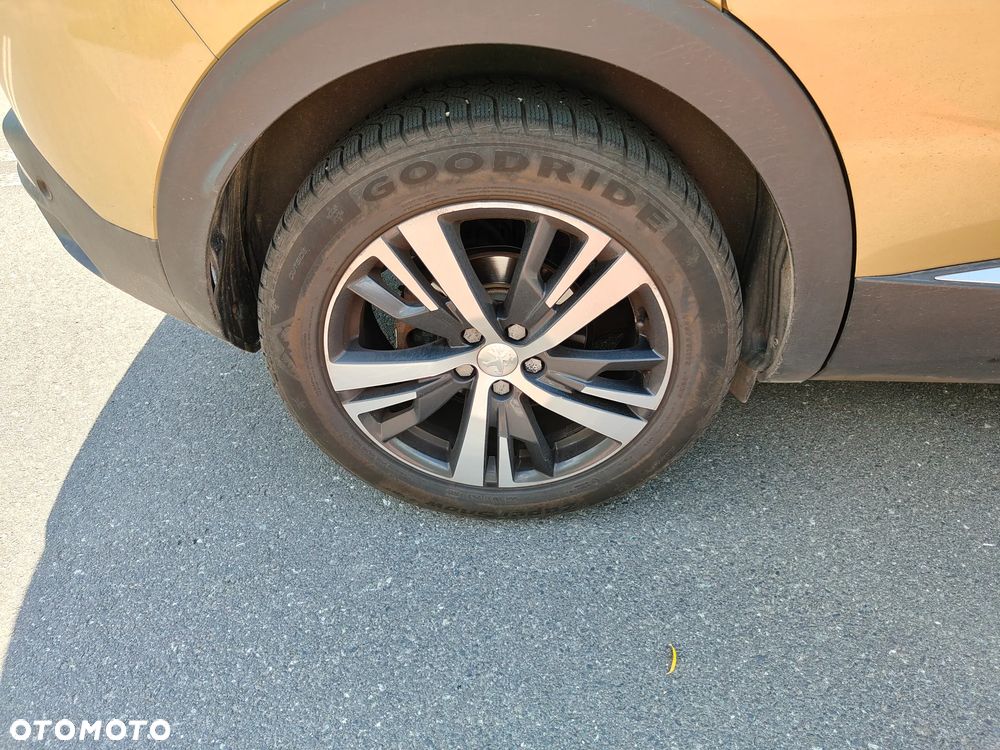 Peugeot 3008 1.6 BlueHDi Allure S&S EAT6 - 22