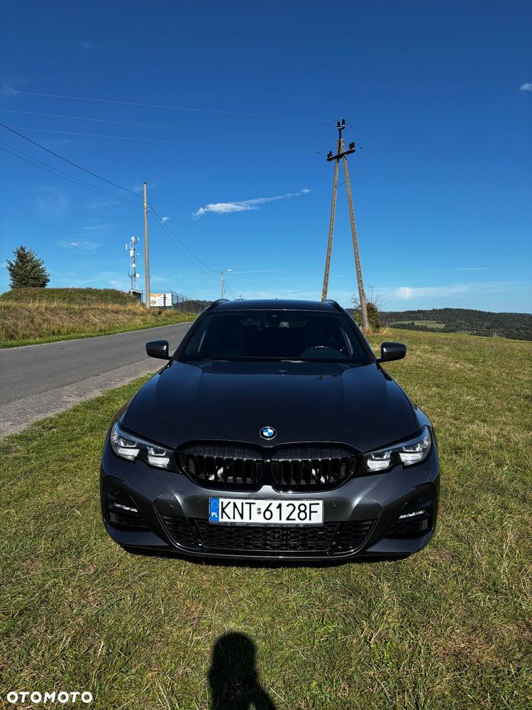 BMW Seria 3 330i - 2