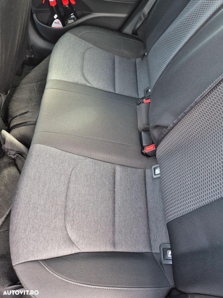 Hyundai i30 1.5 T-GDI MHEV 160CP Highway - 10