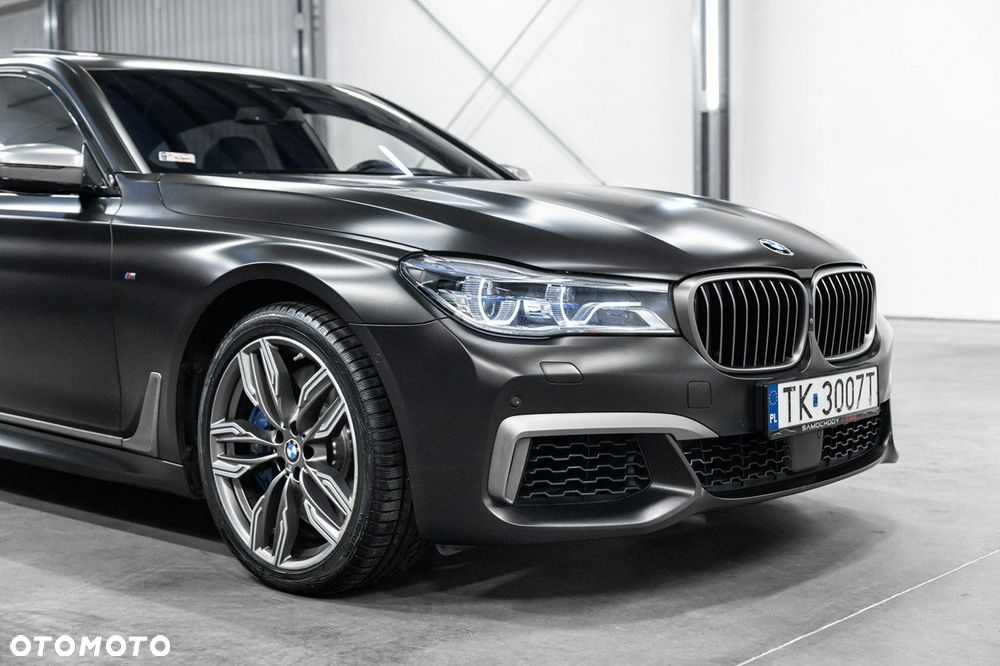 BMW Seria 7 M760Li xDrive - 13