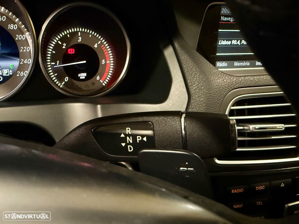 Mercedes-Benz E 250 CDi Avantgarde BlueEfficiency Auto. - 38